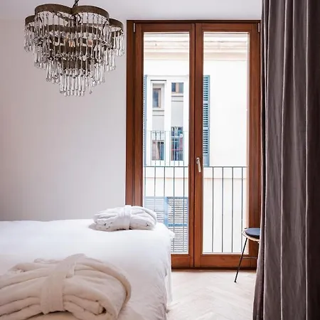 Ocho Suites & Kitchen Palma de Mallorca Exterior photo